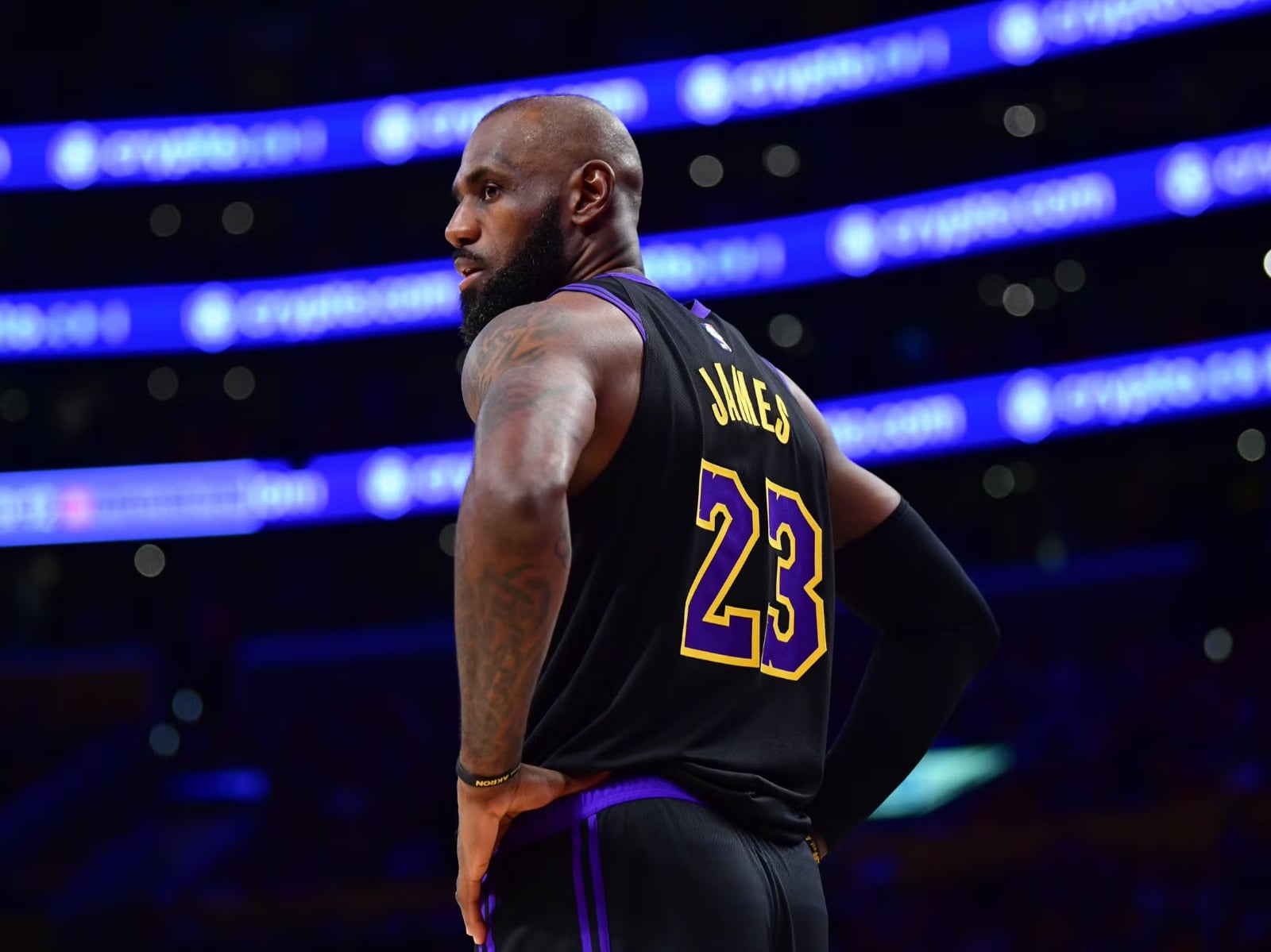 NBA／LeBron James 親自回應「下季非重要角色」言論！轉發 ESPN 主播預測引發話題