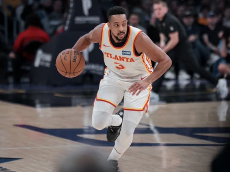 NBA／CJ McCollum 身價近 3 億美元仍怕破產！坦言住宿搭機全靠信用卡點數！