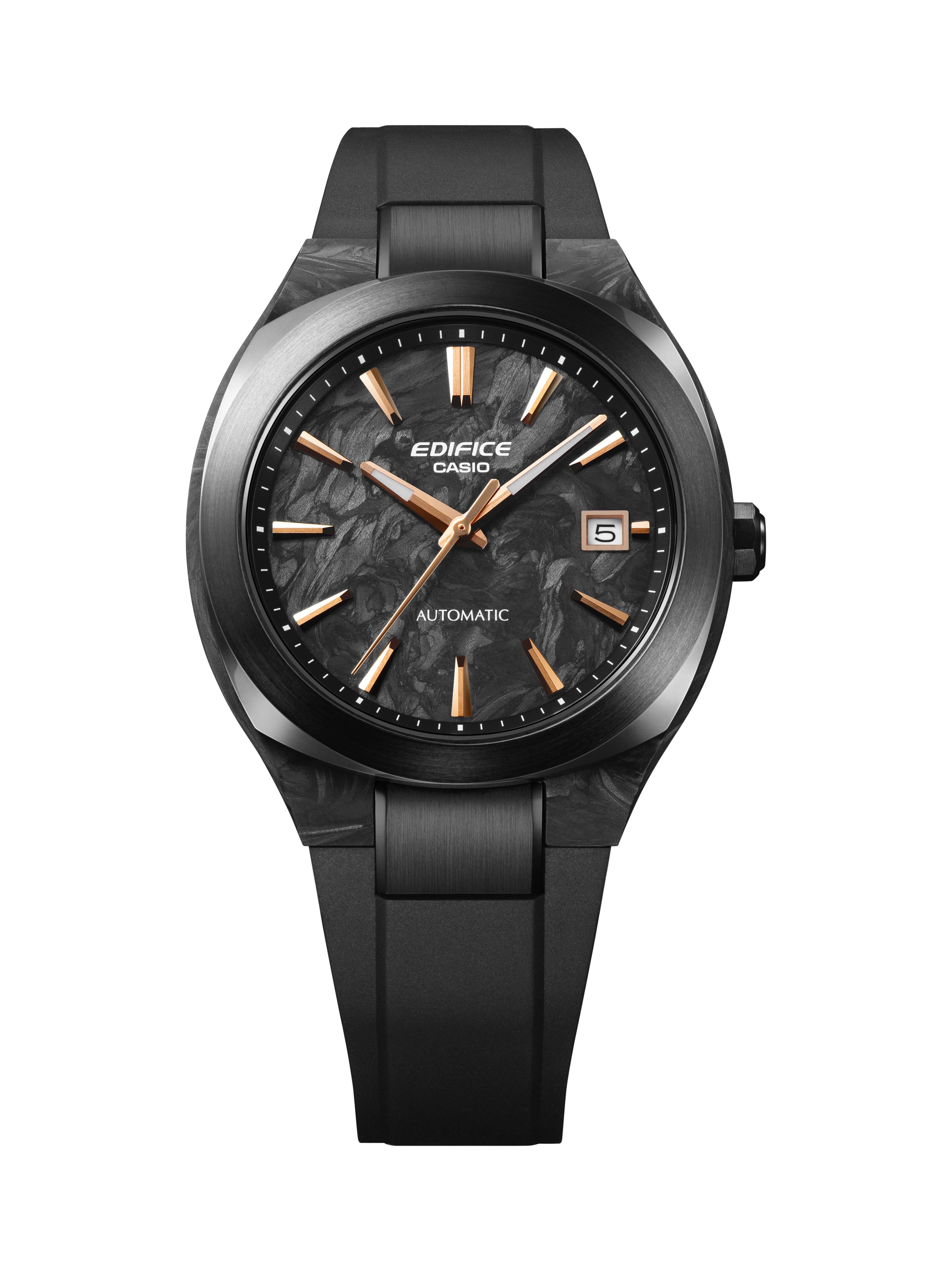 CASIO EDIFICE 推出 EFK-200 機械錶!碳纖維跑車工藝、透視背蓋⋯親民入手機械錶的機會來了!