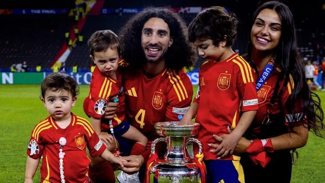 西班牙後衛庫庫雷利亞 Marc Cucurella 八件事介紹！留捲髮是因自閉症兒子、從小是巴塞隆納迷？