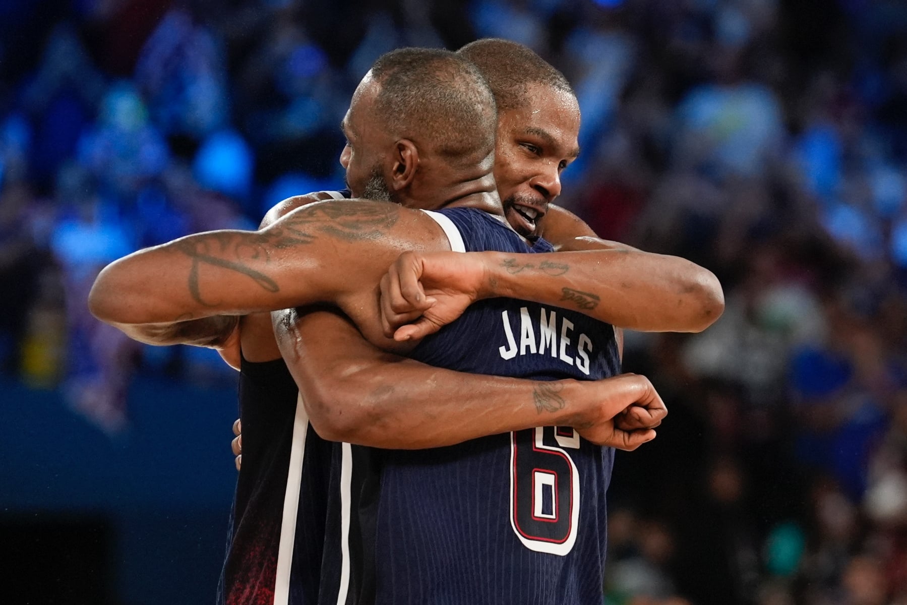 NBA / Kevin Durant 親自解析 LeBron 下一站!坦言看好騎士、七六人,也回應與詹皇聯手、勇士傳聞!