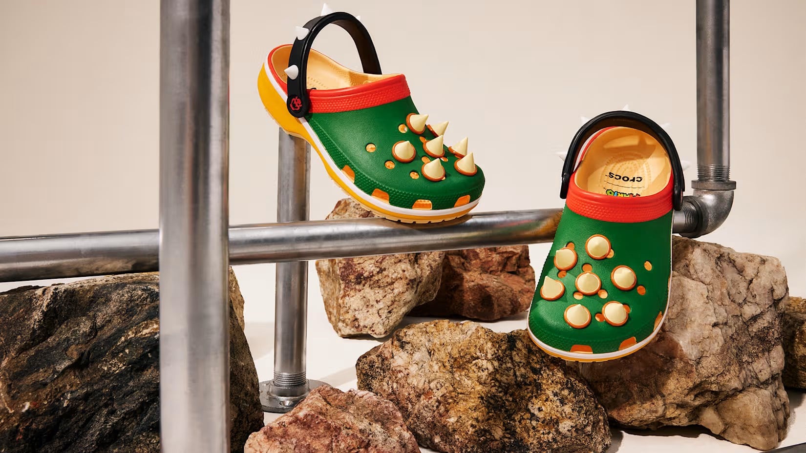 超級瑪利歐 x Crocs 洞洞鞋聯名系列正式發表!瑪利歐、耀西、碧姬⋯角色元素注入粉絲必收!