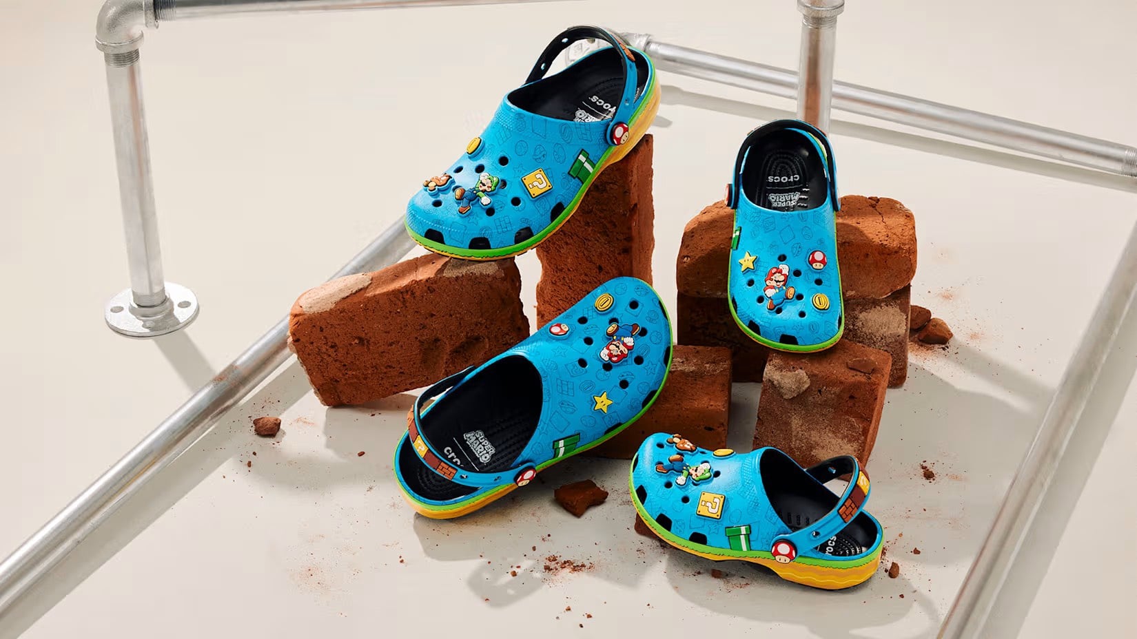 超級瑪利歐 x Crocs 洞洞鞋聯名系列正式發表!瑪利歐、耀西、碧姬⋯角色元素注入粉絲必收!