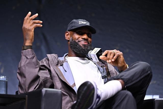 NBA 主席 Adam Silver 希望詹姆斯趕快做決定!坦言「這樣我們沒辦法安排賽程!」