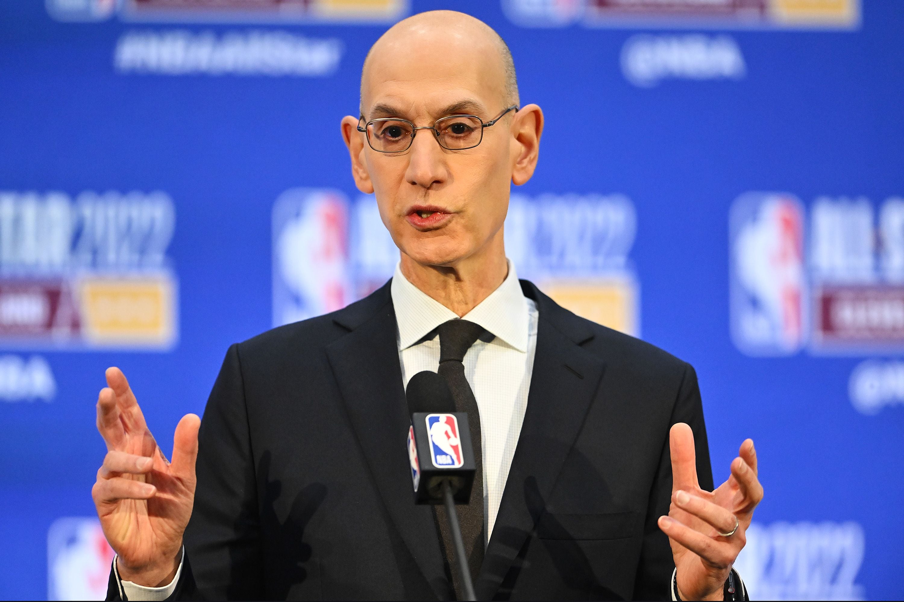 NBA 主席 Adam Silver 希望詹姆斯趕快做決定！坦言「這樣我們沒辦法安排賽程！」