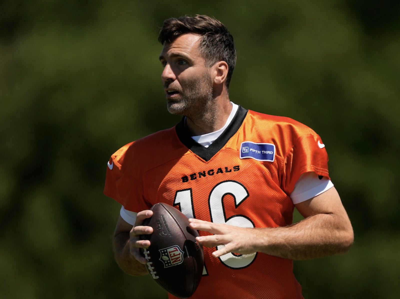 Joe Flacco 登《四分衛：達陣得分》再掀話題！41 歲 NFL 老將談退役心聲，自曝剛轉隊連戰術都聽不懂！