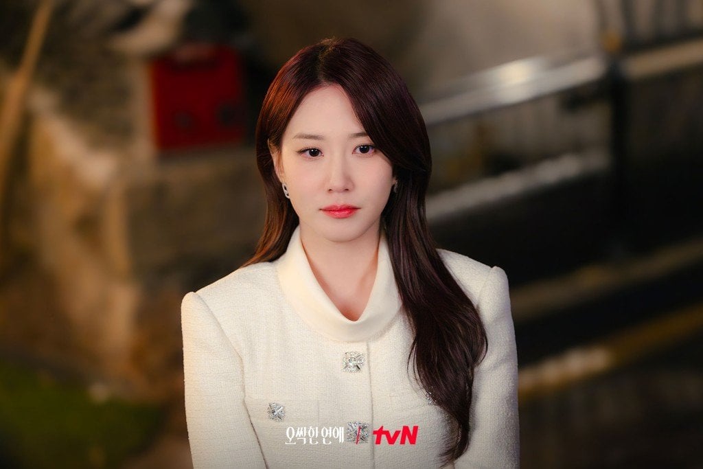 朴恩斌 33 歲首演高冷女霸總!《毛骨悚然的戀愛》梁世宗組「見鬼 CP」挑戰收視王座,全 12 集 7 月 18 日開播