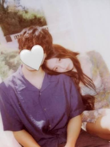 Jennie 新歌《Less than a Lover》藝術圖曝光!神秘男性身份成謎,粉絲狂猜新作品內幕