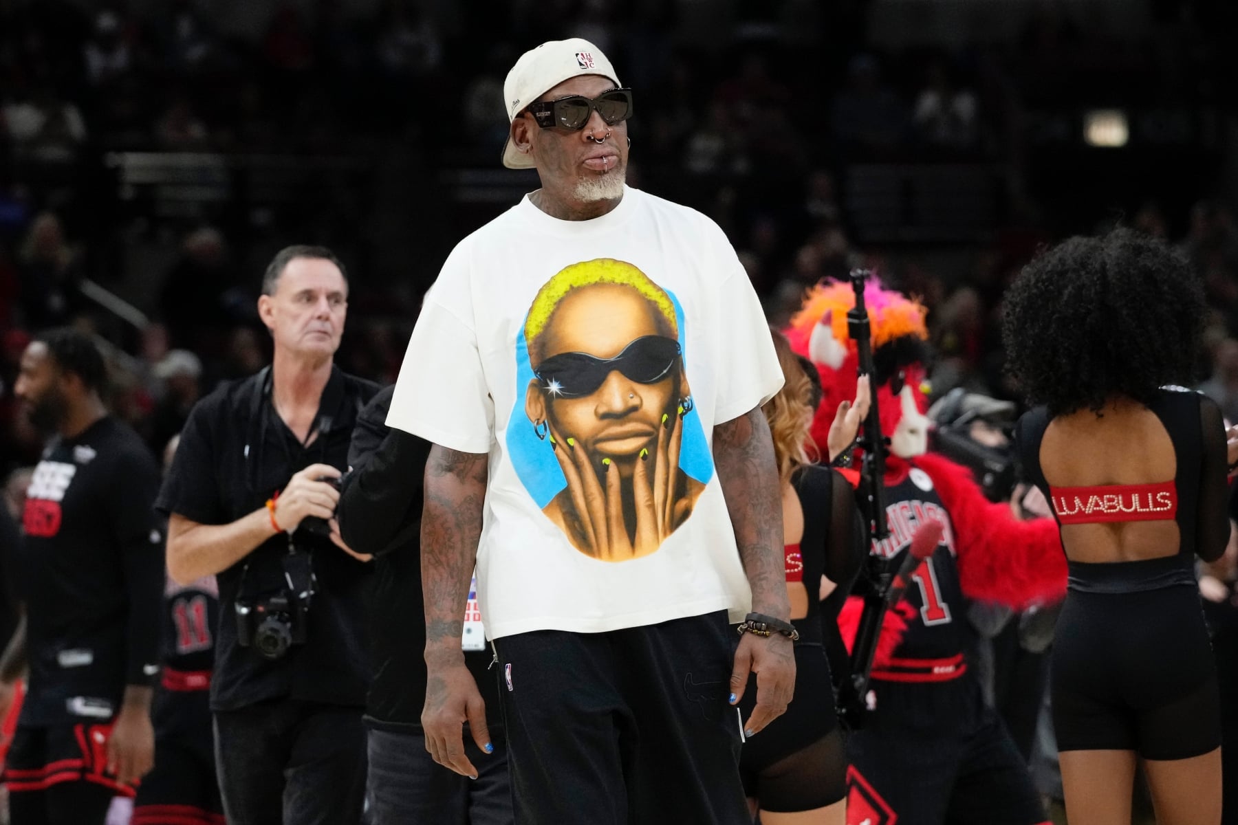 NBA/「小蟲」羅德曼狂言 LeBron 最好防守!用聯結車比喻詹皇掀球迷論戰⋯網轟:「根本沒交過手!」