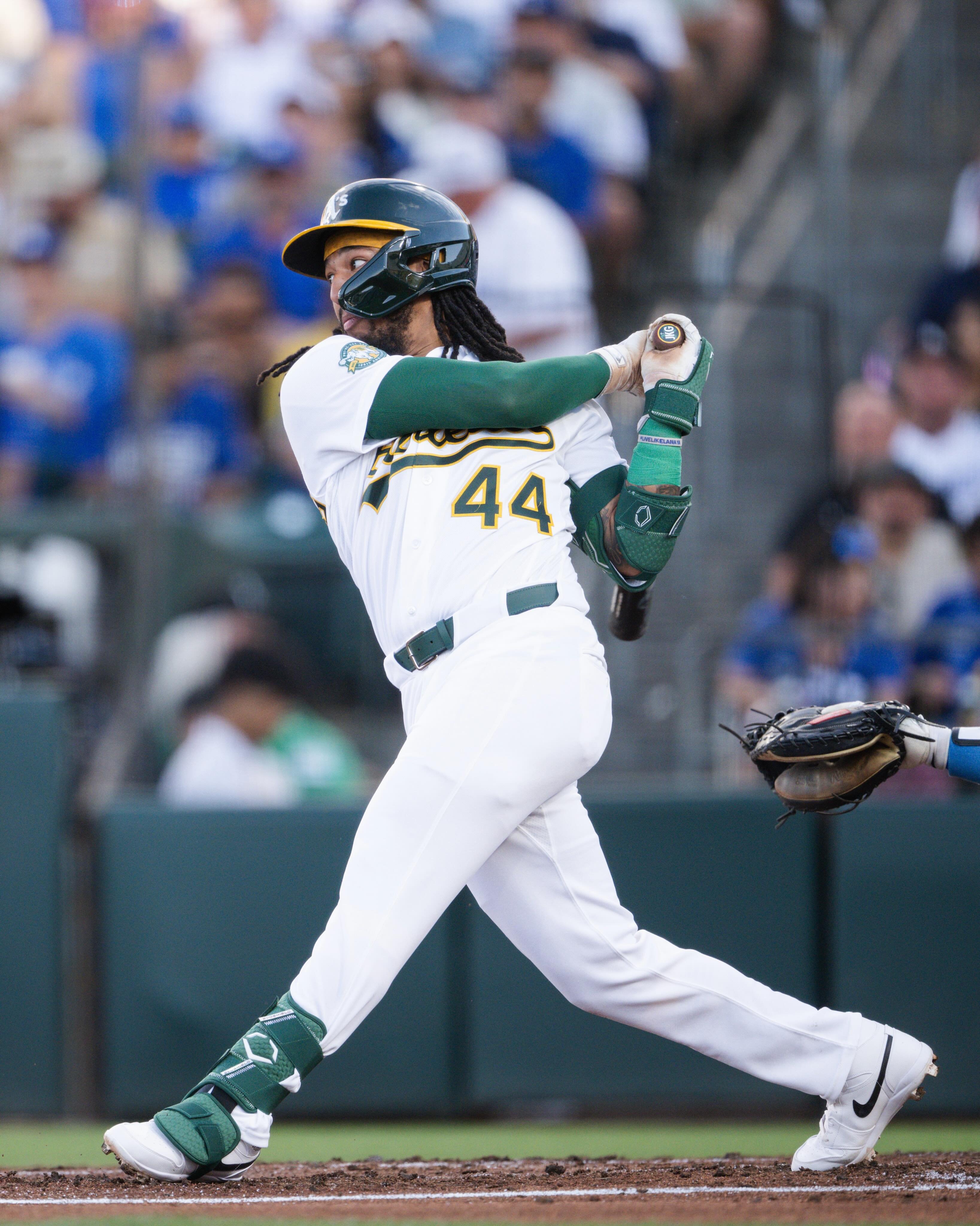 MLB/運動家新秀自打球「爆蛋」睪丸破裂!仍堅持忍痛敲安讓總教練都讚嘆!