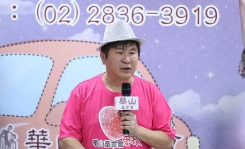 胡瓜脫口「離婚2次」當眾急道歉丁柔安!寵妻放話8月生日禮物「浪漫指數破表」