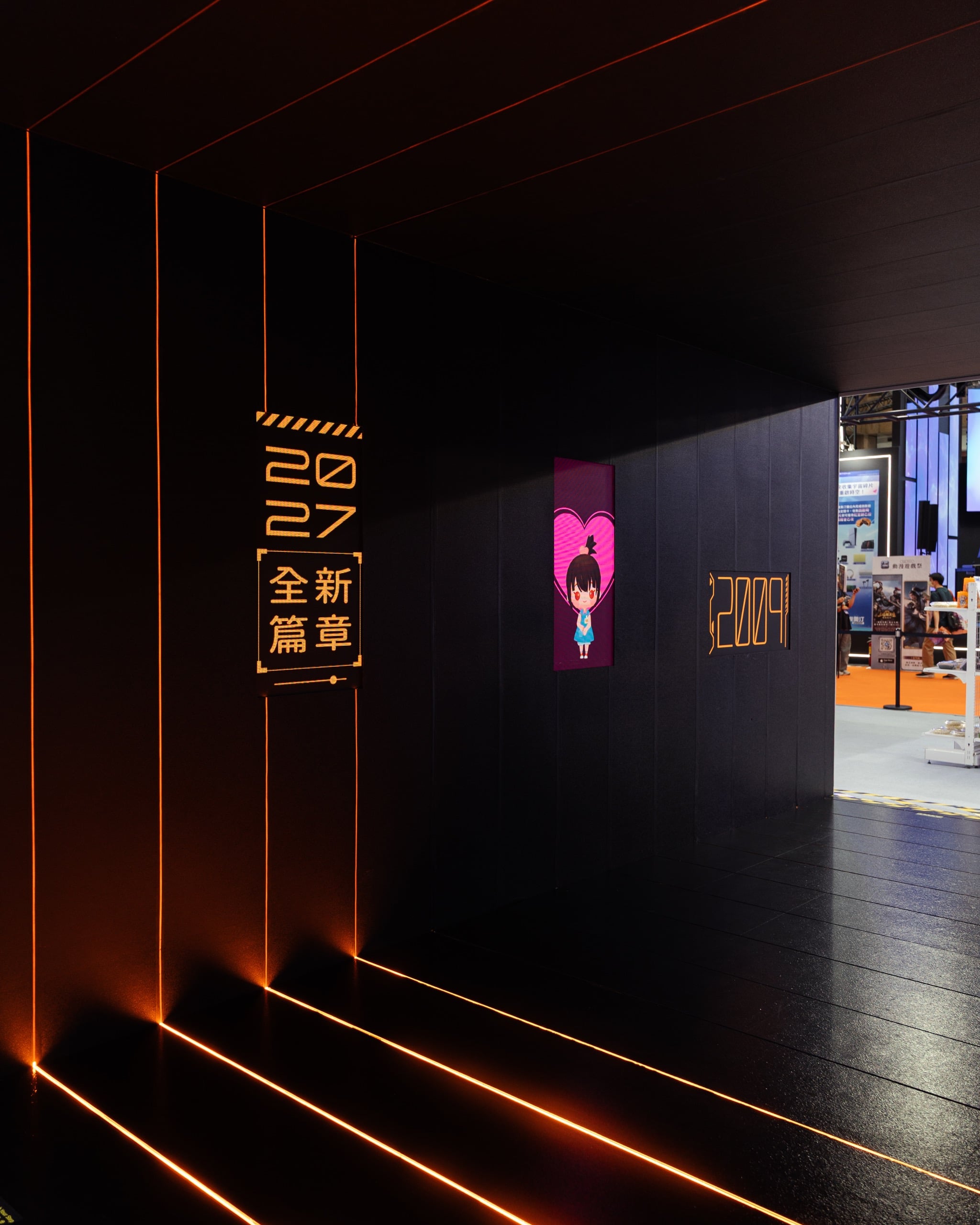 今年漫博必逛大焦點!童年神作穿越 2027,橘子集團「時空越境」秀 AI 遊戲夥伴驚人智慧互動!