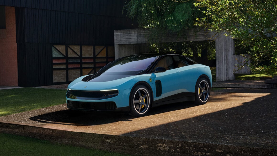 法拉利 Ferrari 首款純電跑車 Luce 登台!2.5 秒破百、續航 530 公里,8 月正式亮相!