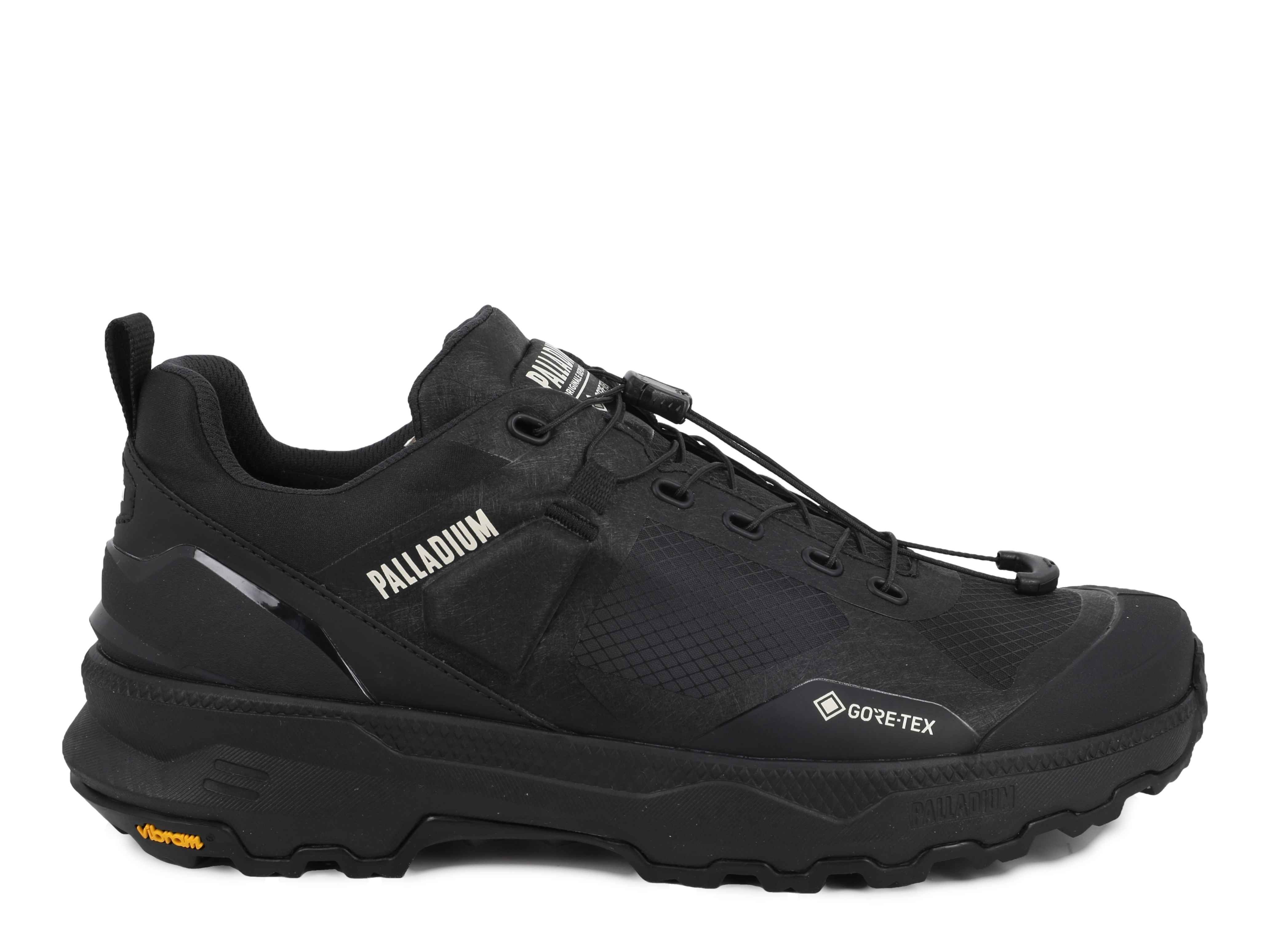 2026 防水鞋推薦!15 雙好看耐穿 GORE-TEX 潮鞋:Nike、Salomon、adidas 下雨天穿搭救星!