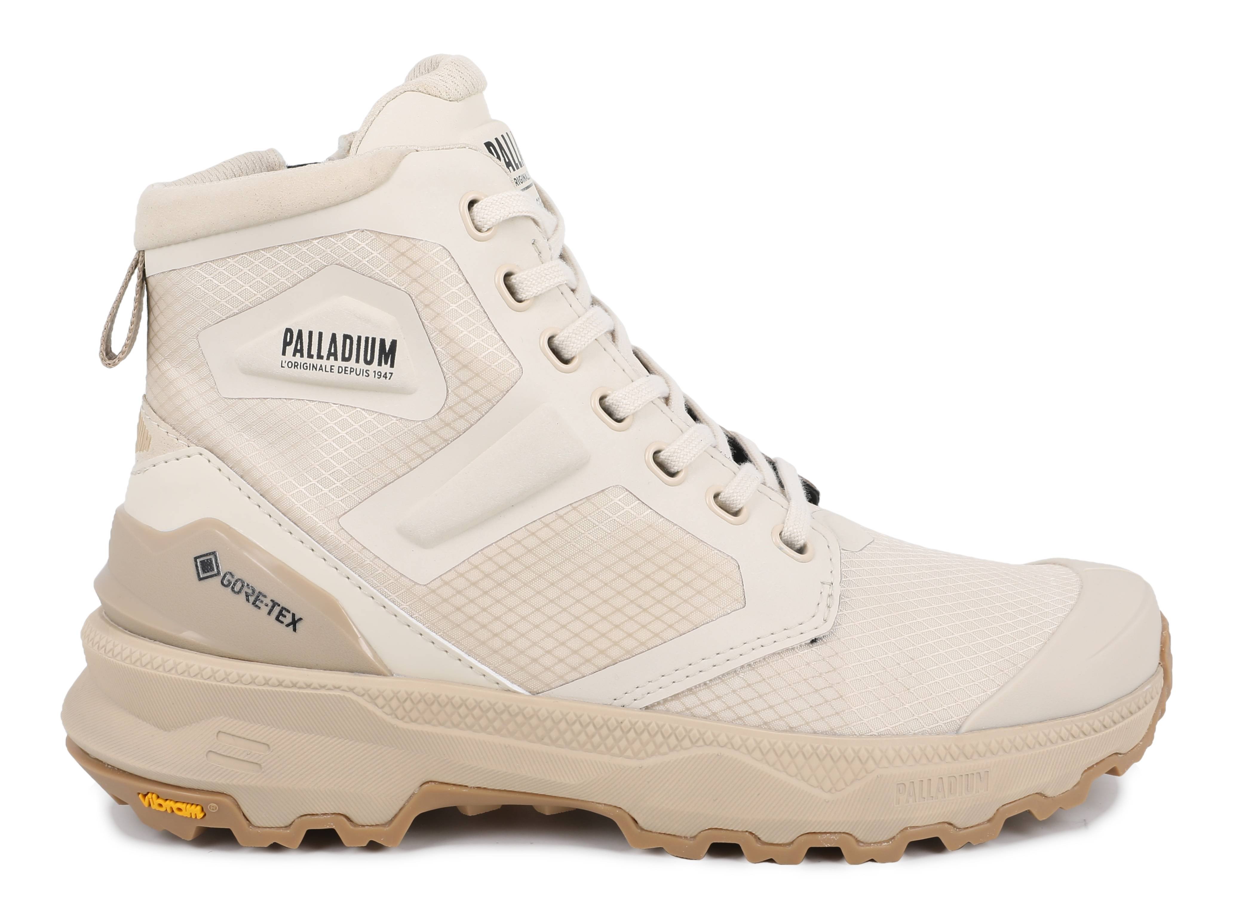 2026 防水鞋推薦!15 雙好看耐穿 GORE-TEX 潮鞋:Nike、Salomon、adidas 下雨天穿搭救星!