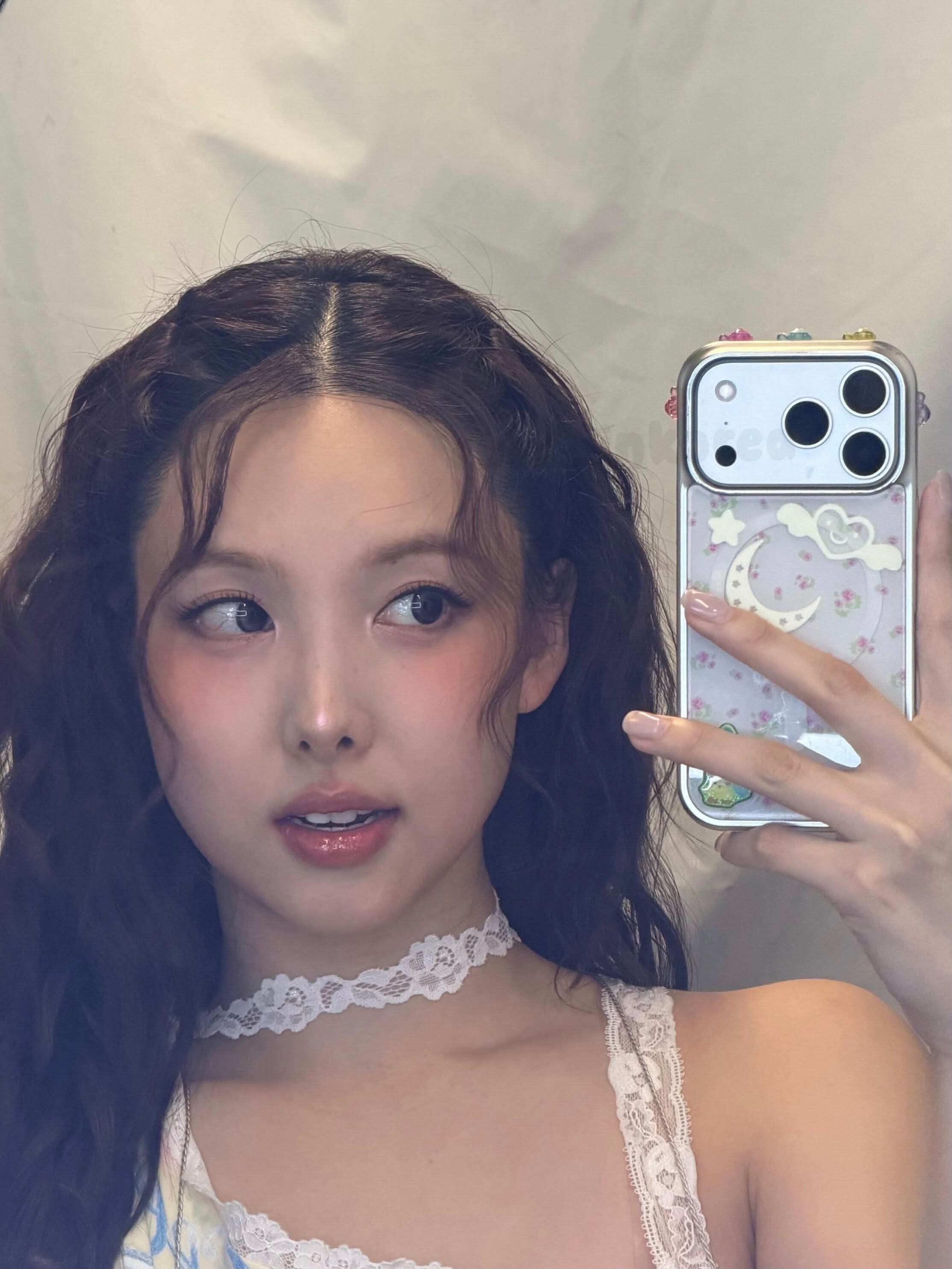 TWICE 娜璉、ATEEZ 崔傘手機殼上「幸運小烏龜」爆紅原因曝光!每種顏色都有專屬幸運寓意一次看!