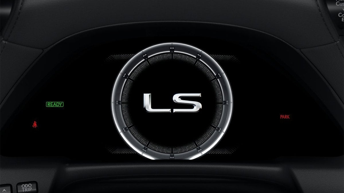 Lexus 9月新車攻勢！UX300h 新色詢問度爆表、LS 旗艦房車小改款、NX 200 豪華休旅銷量稱王
