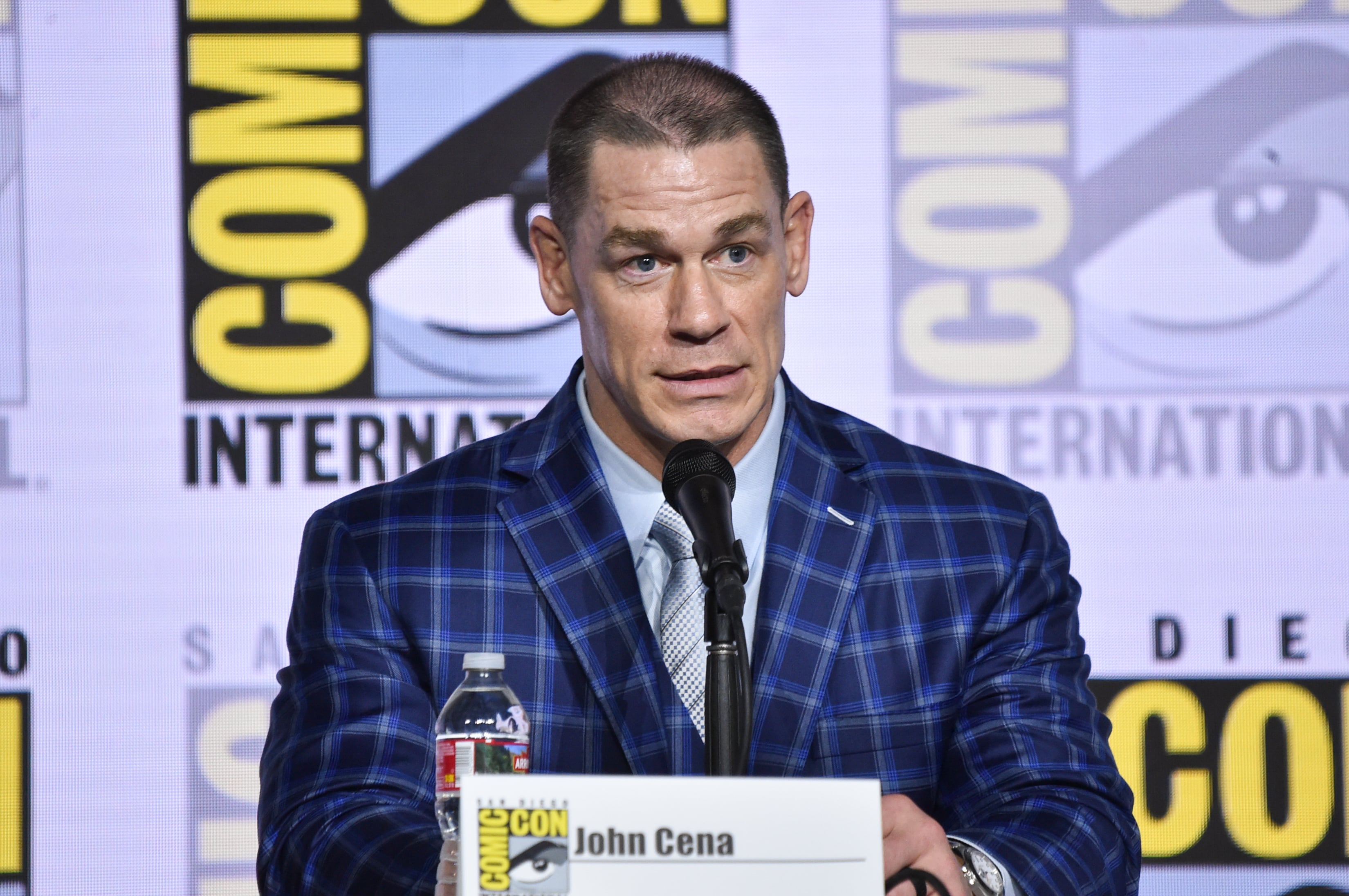 約翰希南 John Cena 首談植髮!曾飽受禿頭困擾,坦言:「人生完全不同!」
