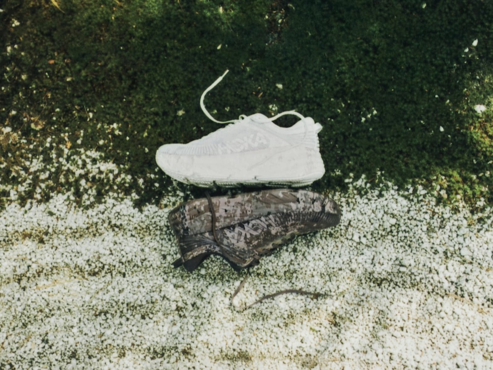 BEAMS x HOKA Bondi 7 聯名新作發表！發售資訊一覽、以日式禪風美學重新定義街頭時尚！