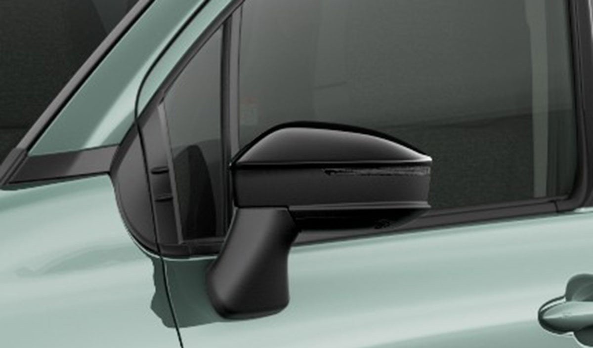 Toyota Sienta 小改款登場!214萬日圓起 黑色鏡罩、新色米金搶先看