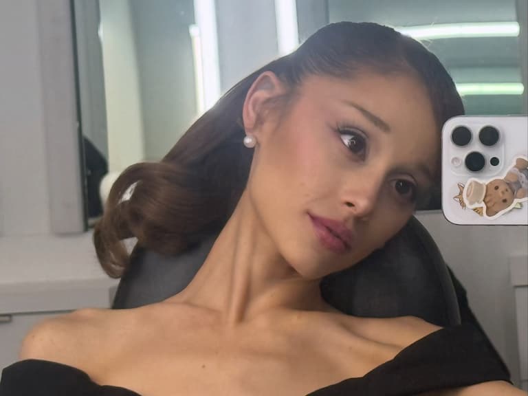 亞莉安娜 Ariana Grande 宣布巡演後暫別演藝圈！坦言：「受不了長期外界審視！」