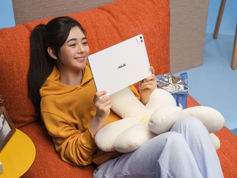 Me Time 儀式感升級！華碩 ASUS Pad 療癒雲朵白曝光，搭配 GlideX 跨裝置共享⋯工作娛樂一機搞定！