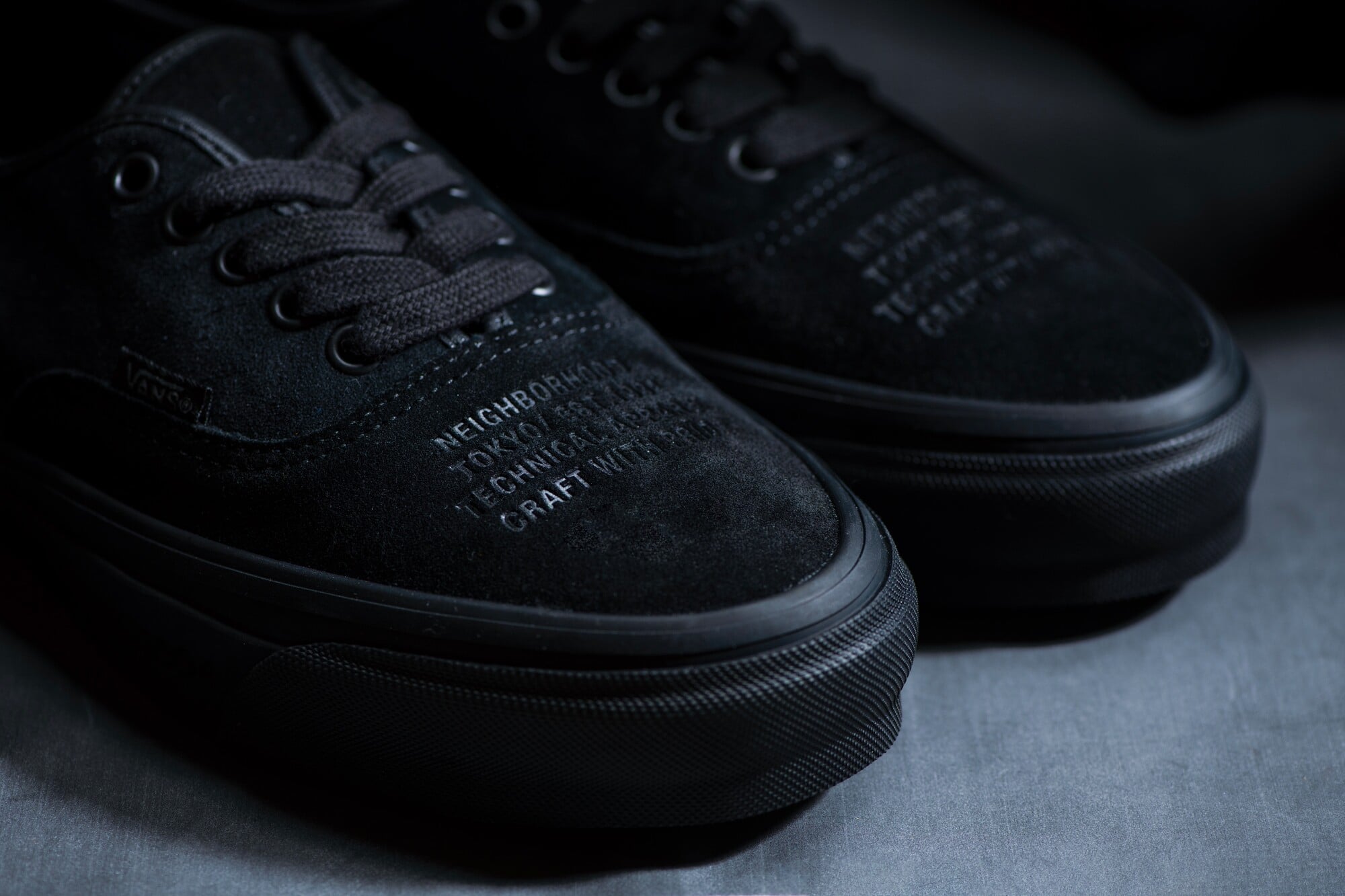 OTW by Vans × NEIGHBORHOOD 聯名掀話題!極簡設計融合日本美學,INVINCIBLE 限定開賣快看!
