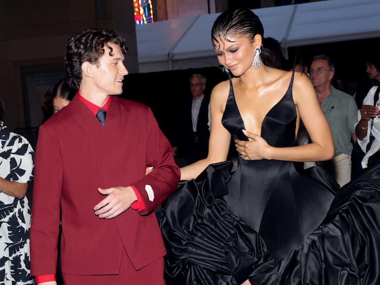 《蜘蛛人：重生日》Zendaya 親揭和湯姆霍蘭德愛情關鍵！罕見告白：「他讓我感到平靜！」