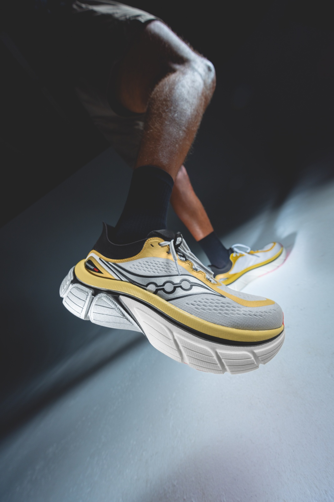 Saucony「穩定保護」系列四大跑鞋發表！三鐵國手江典祐上腳備戰名古屋亞運！