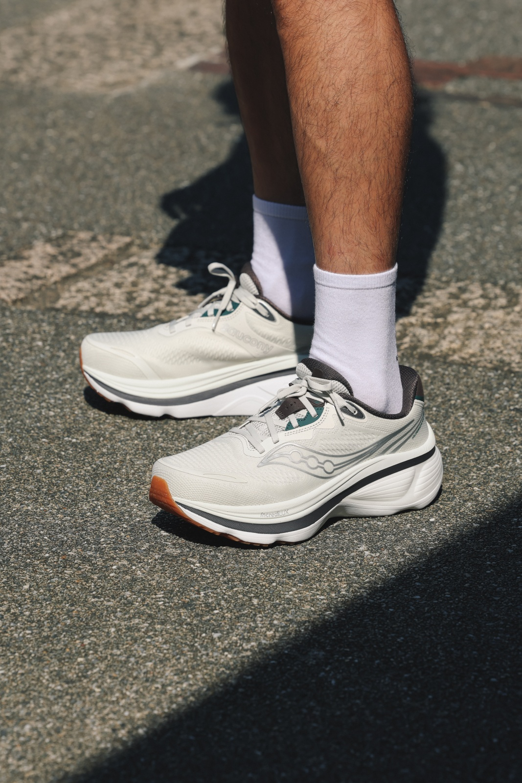 Saucony「穩定保護」系列四大跑鞋發表！三鐵國手江典祐上腳備戰名古屋亞運！