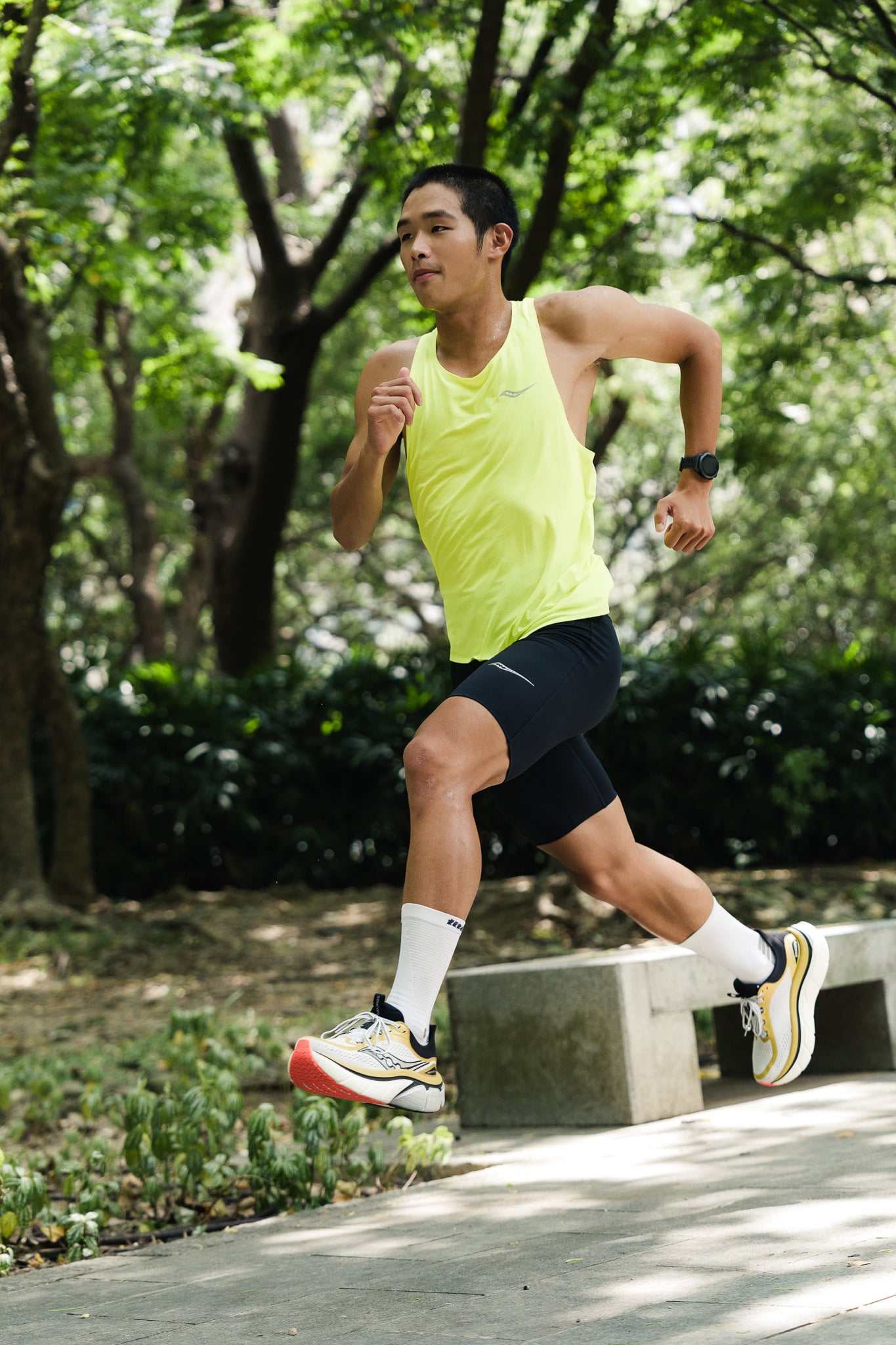 Saucony「穩定保護」系列四大跑鞋發表！三鐵國手江典祐上腳備戰名古屋亞運！