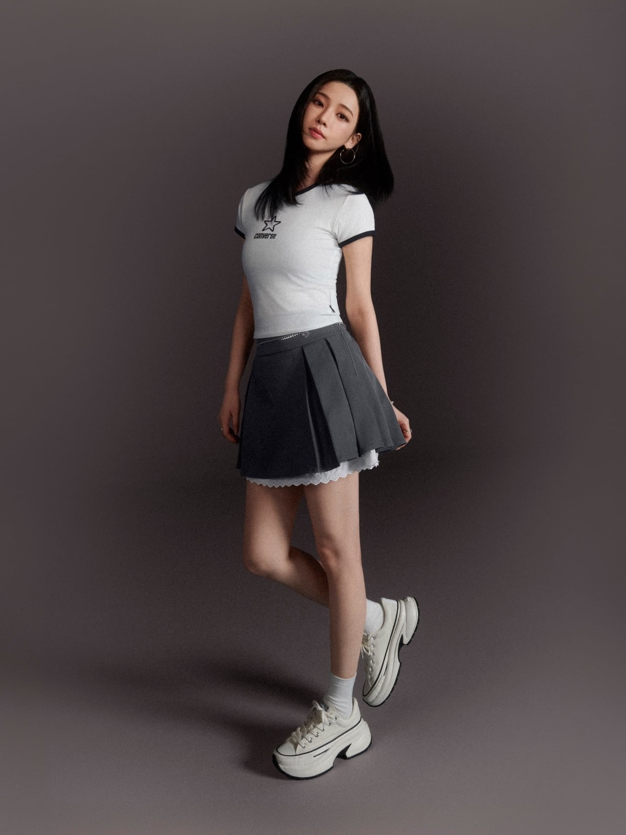Karina 代言 Converse 全新形象照曝光!上腳 Run Star Crush 甜美魅力讓人秒戀愛!