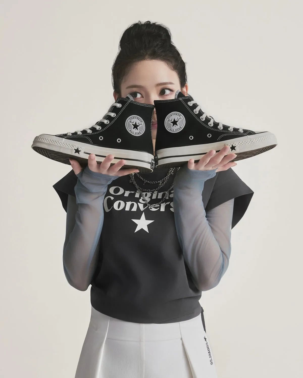 Karina 代言 Converse 全新形象照曝光!上腳 Run Star Crush 甜美魅力讓人秒戀愛!