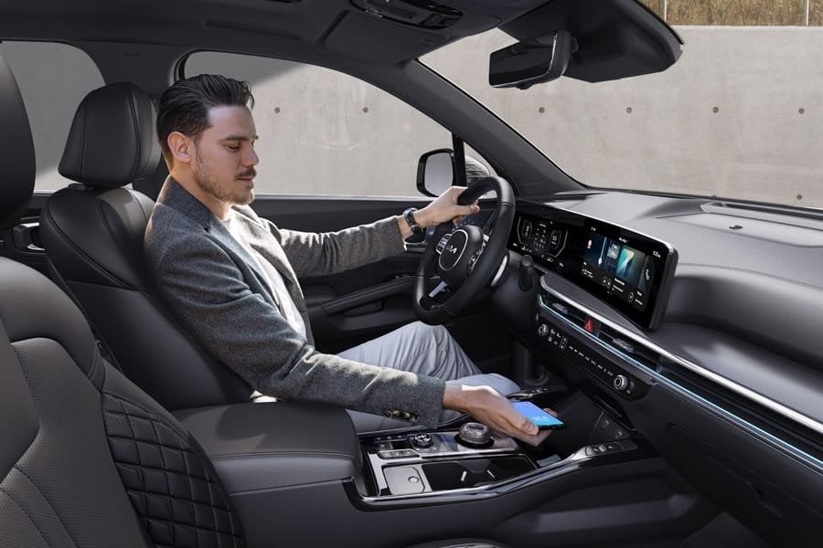 Kia Sorento 印度上市在即!二排獨立通風座椅實車曝光,預計400萬盧比起