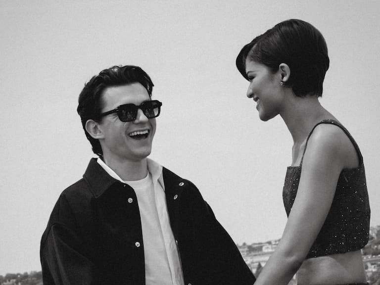 湯姆霍蘭德 Tom Holland、Zendaya 當年被禁止戀愛！《蜘蛛人》製片人坦承：「根本擋不住！」