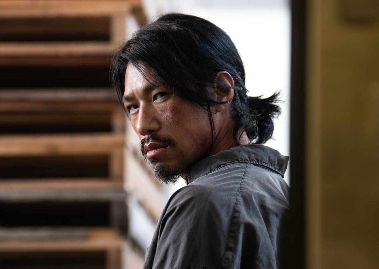 《殺人者的購物中心 2》幕後祕辛!李棟旭、金慧埈最強叔姪檔回歸,一鏡到底名場面公開!
