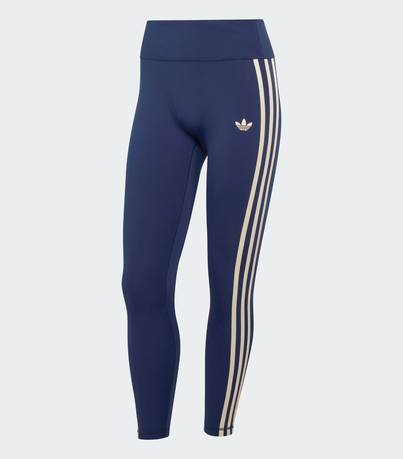 楊謹華、陳華、廖晏均示範 adidas Originals 全新女性服飾系列!「這件」穿上秒瘦 5 公斤!