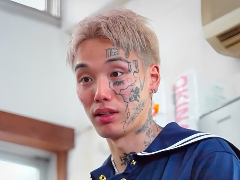 《不良一族尋愛記2》小泰半臉刺青掀兩極評價！Threads 親自道歉：「我的刺青讓一些人不舒服！」