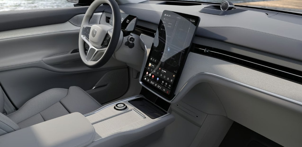Volvo EX90 日本正式開賣！7人座電動旗艦SUV續航650公里，等了4年終於交車