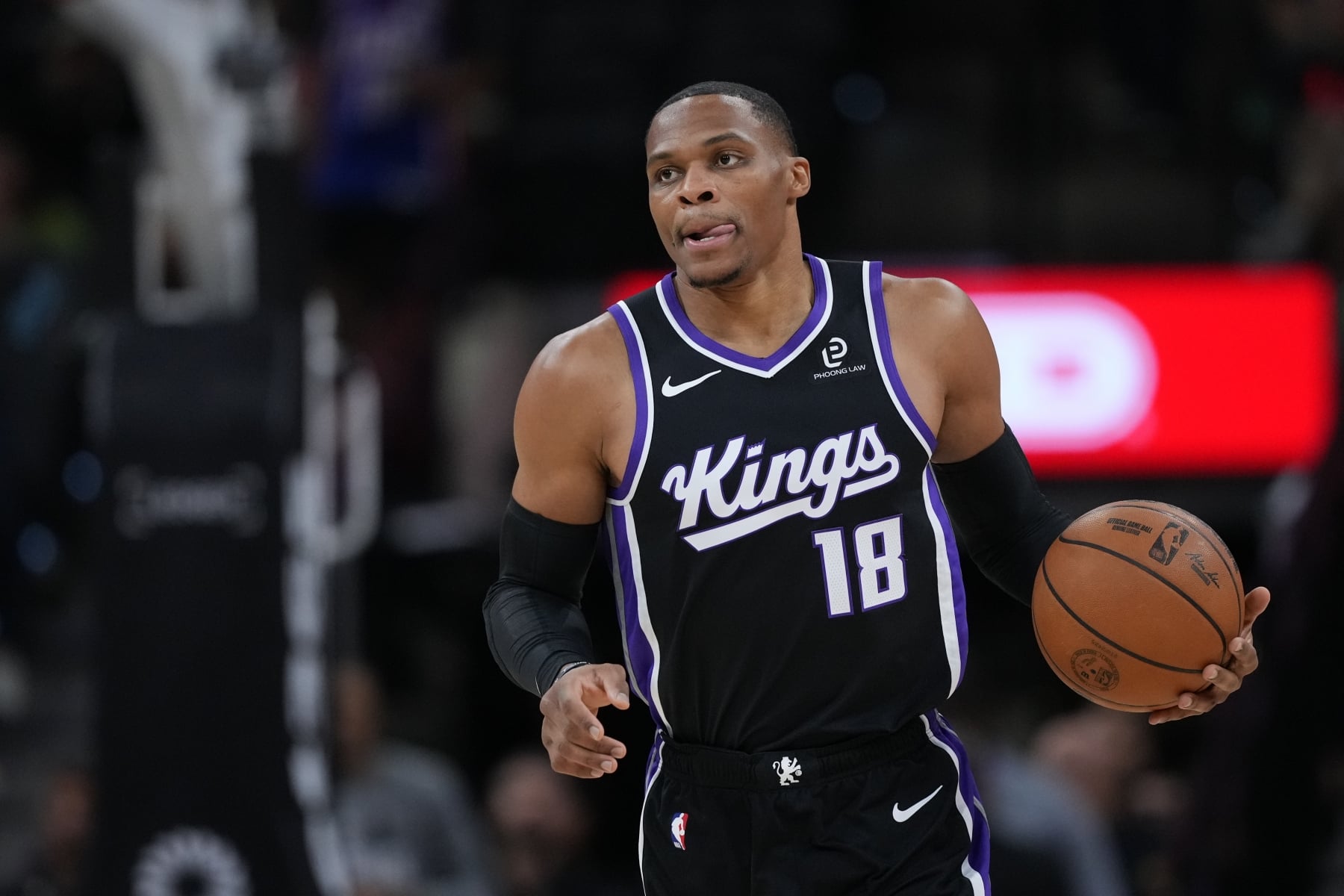 NBA / Russell Westbrook 有望重披雷霆戰袍?傳球隊規劃「一天合約」回主場完成最後一戰