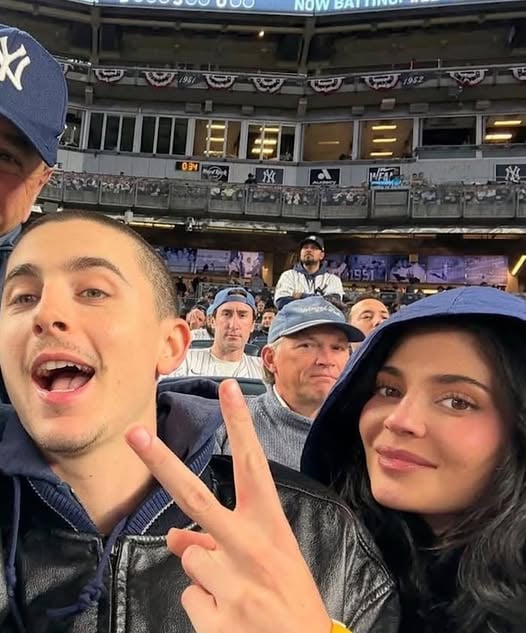 凱莉珍娜 Kylie Jenner、甜茶爆婚訊!想學湯姆霍蘭德低調完婚,媽媽卻想辦「世紀婚禮」!
