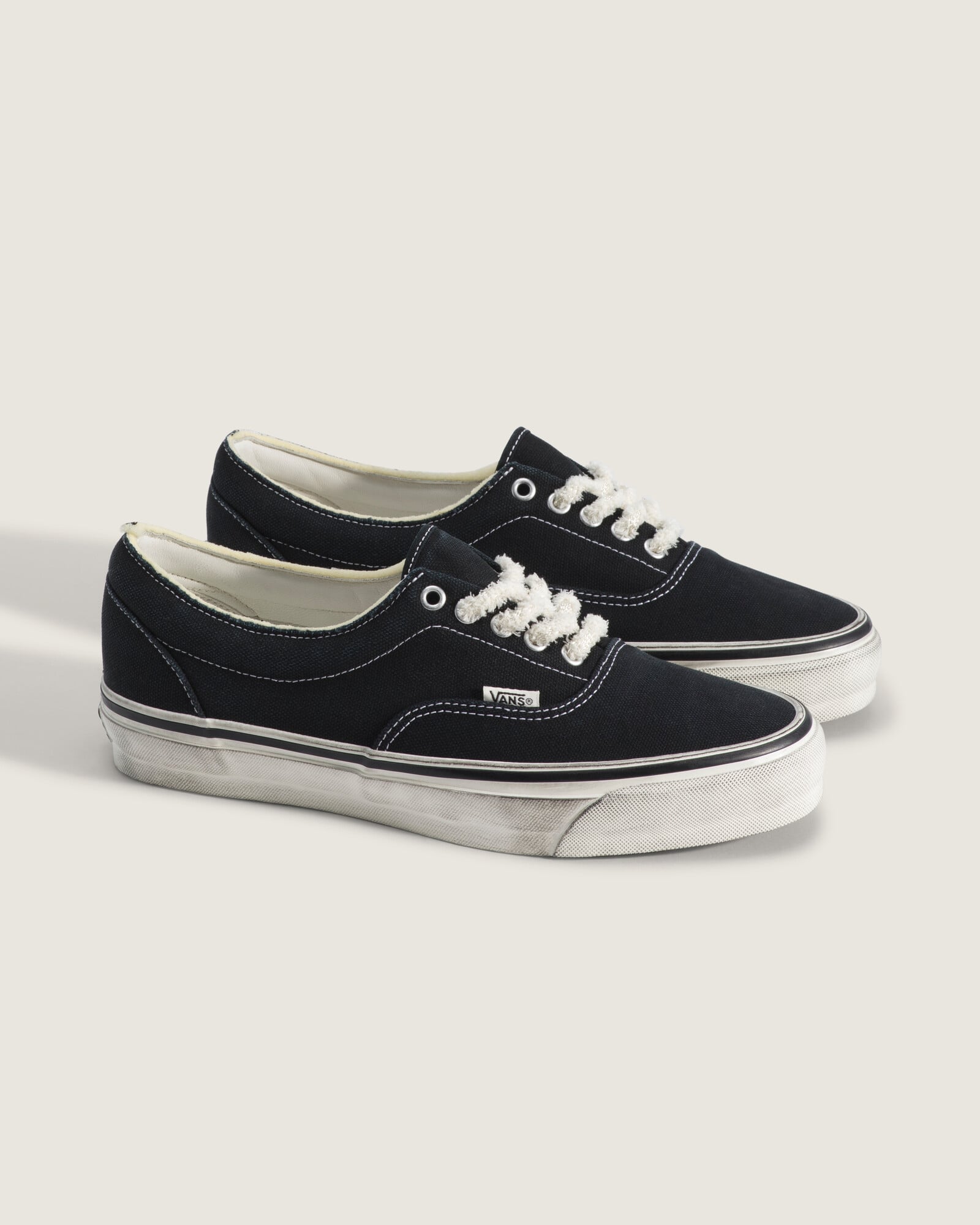 Vans 最高規格支線 OTW by Vans 正式登台!首波 Era 95 DST 3 款配色曝光,8 月 14 日開搶!