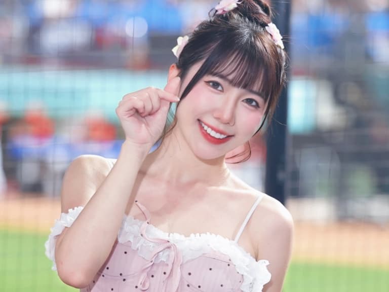 Mika 成為 <可莉女孩> 隊史首位成員！完成「棒籃排三棲」成就！【野生抓正妹】