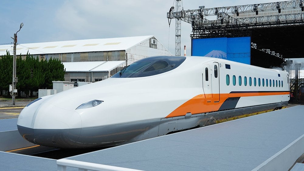 高鐵新車N700ST抵台！史哲曝22年前被當廢鐵 明年7月喊漲票價