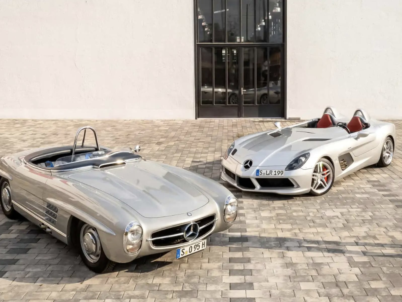 Mercedes-Benz 敞篷神車相隔 52 年！300 SLS、SLR Stirling Moss 同台亮相！