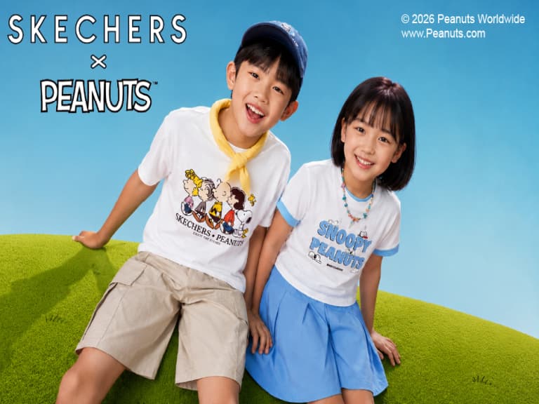 SKECHERS 攜手 PEANUTS 推全新聯名童裝！SNOOPY 紅色狗屋、Woodstock 萌翻設計⋯粉絲驚呼：這個夏天被療癒了！
