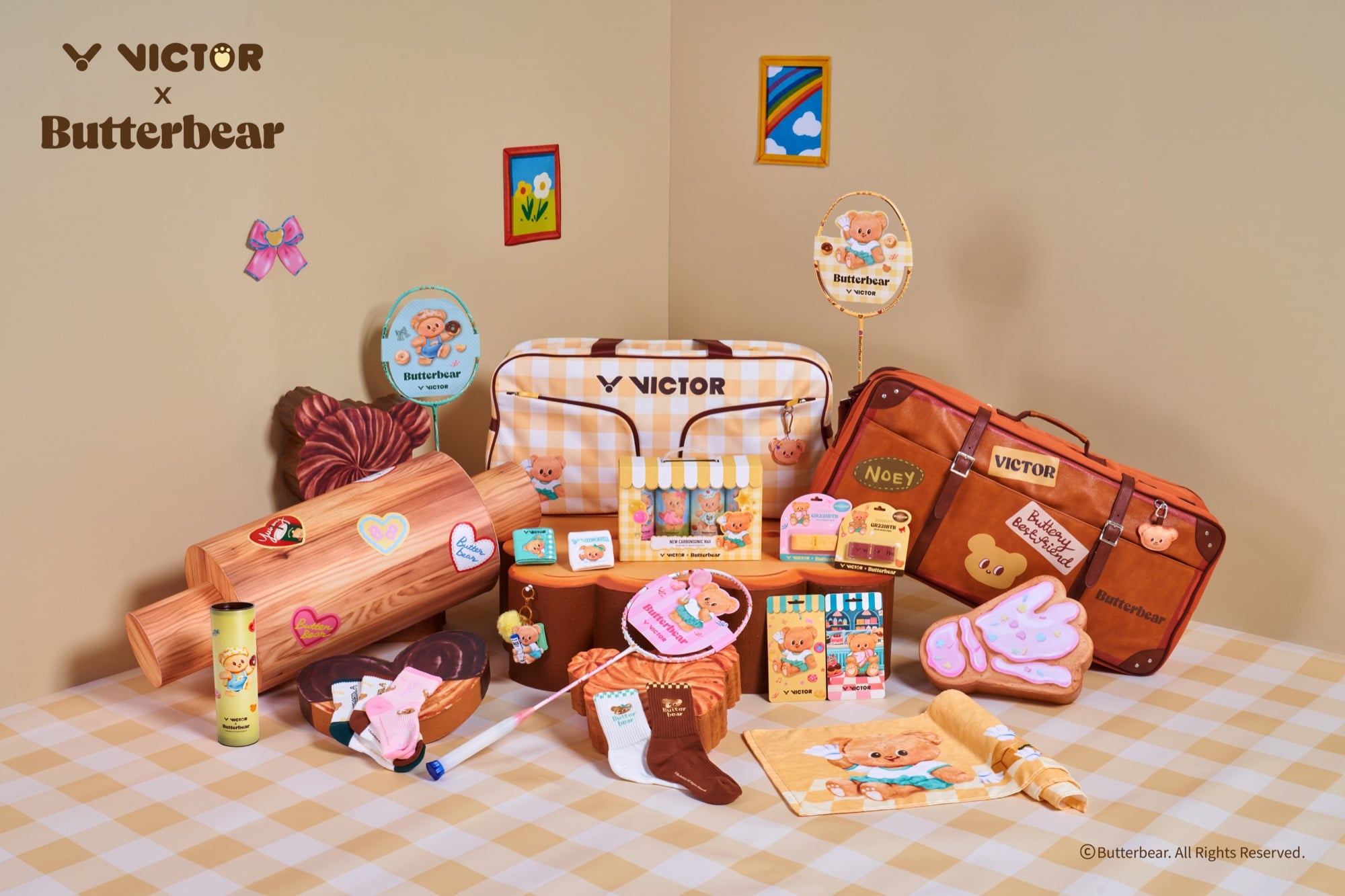 VICTOR與泰國超人氣IP Butterbear夢幻聯動  VICTOR x Butterbear聯名系列登場 打造溫暖系羽球裝備
