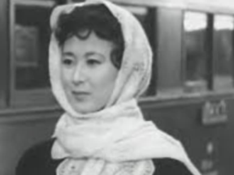 日本傳奇女星岸惠子享壽 93 歲辭世！《你的名字》掀「真知子巻」風潮，跨足日法影壇 70 年！