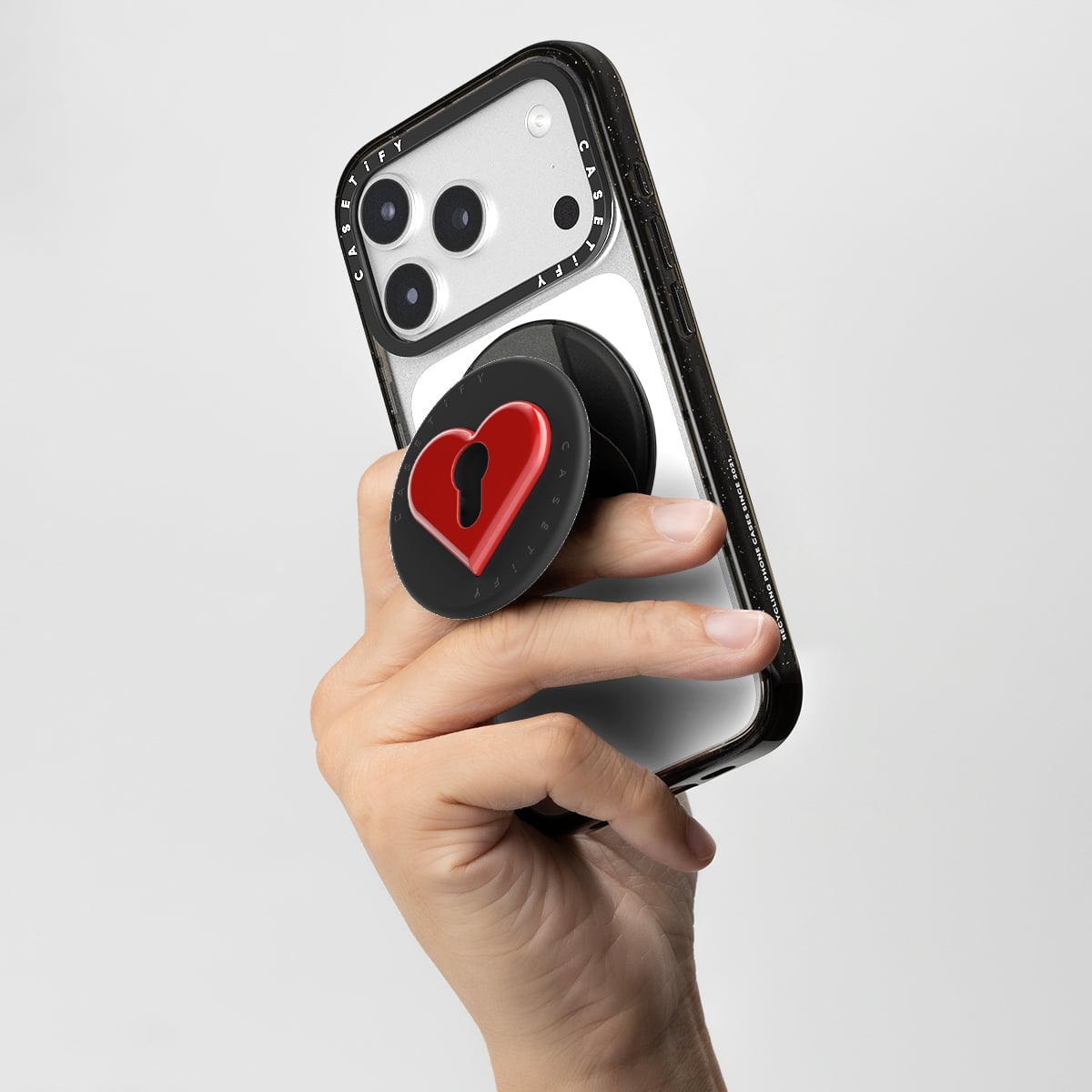 G-DRAGON x CASETiFY 第二波聯名「MAKE iT YOURS」系列登場!解鎖客製化新玩法,多元化配件一次大公開!
