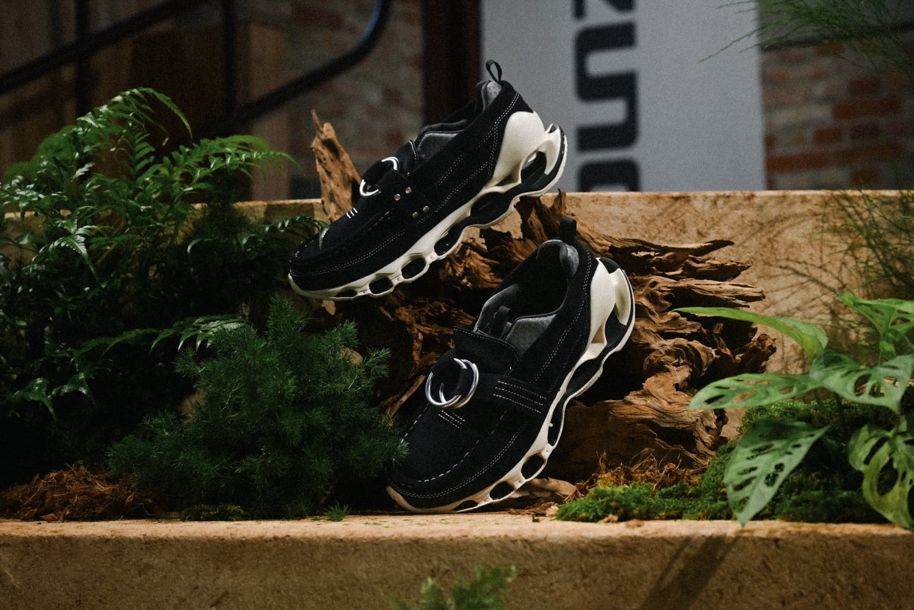 Mizuno 美津濃必買 5 雙鞋款推薦!鞋王 Wave Prophecy MOC、復古跑鞋 Wave Rider 10⋯該如何挑選?
